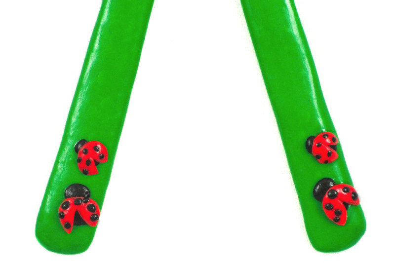 detalle-2-mariquita-verde-800x533