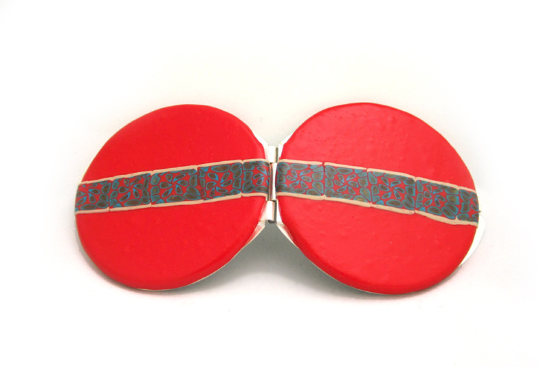 detalle-3-espejo-bolso-rojo-800x533