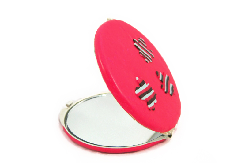 espejo-hojas-800x533 espejo doble de bolso hojas